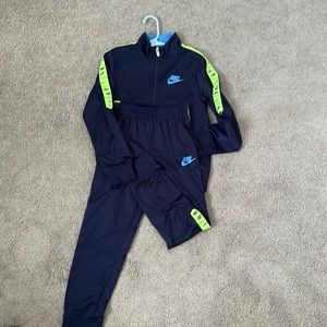 Kids nike set size 7